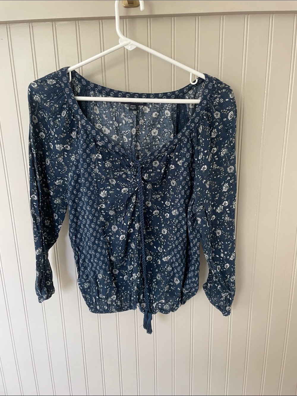 American Eagle Outfitters Navy Blue Floral Tie-Front Blouse